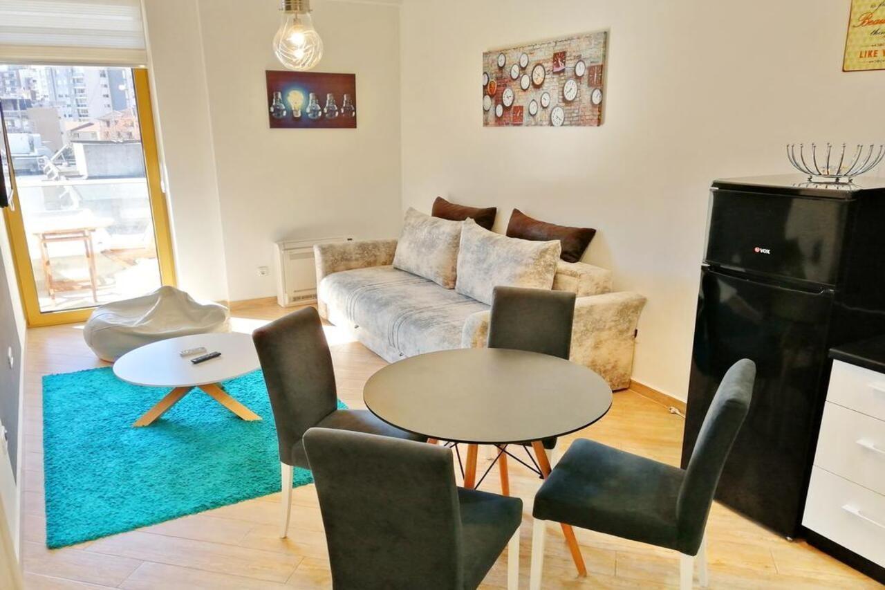 Sea Breeze Lux Apartments บุดวา ภายนอก รูปภาพ
