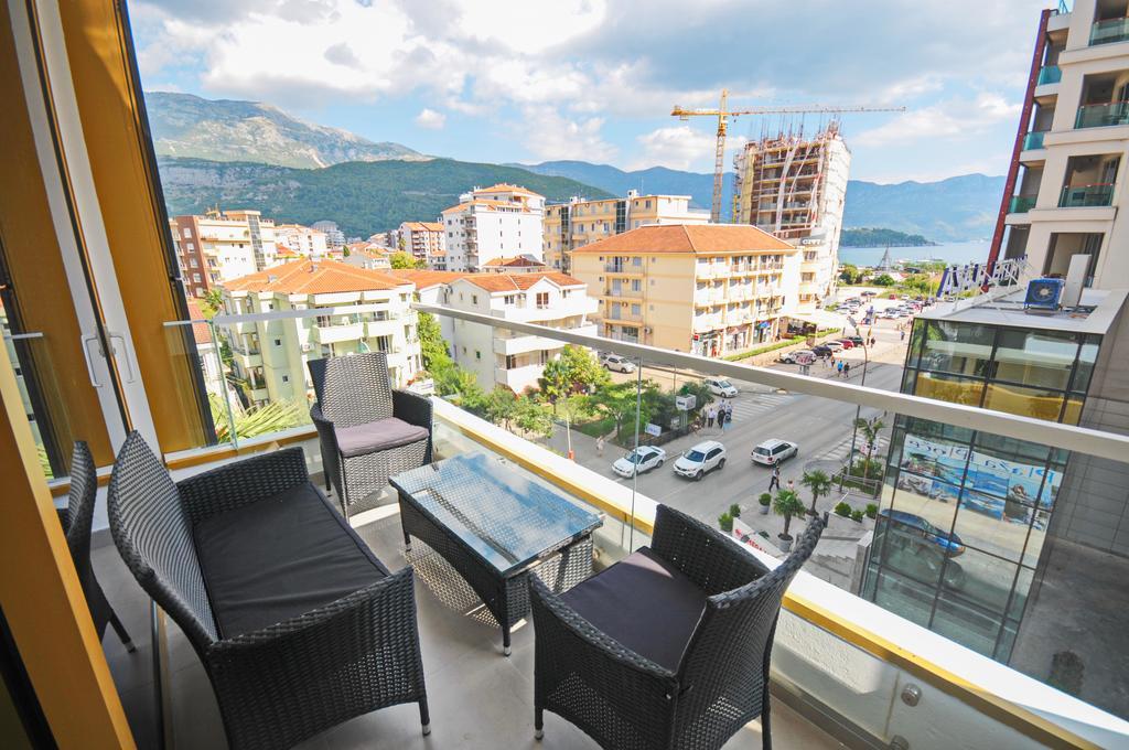 Sea Breeze Lux Apartments บุดวา ภายนอก รูปภาพ