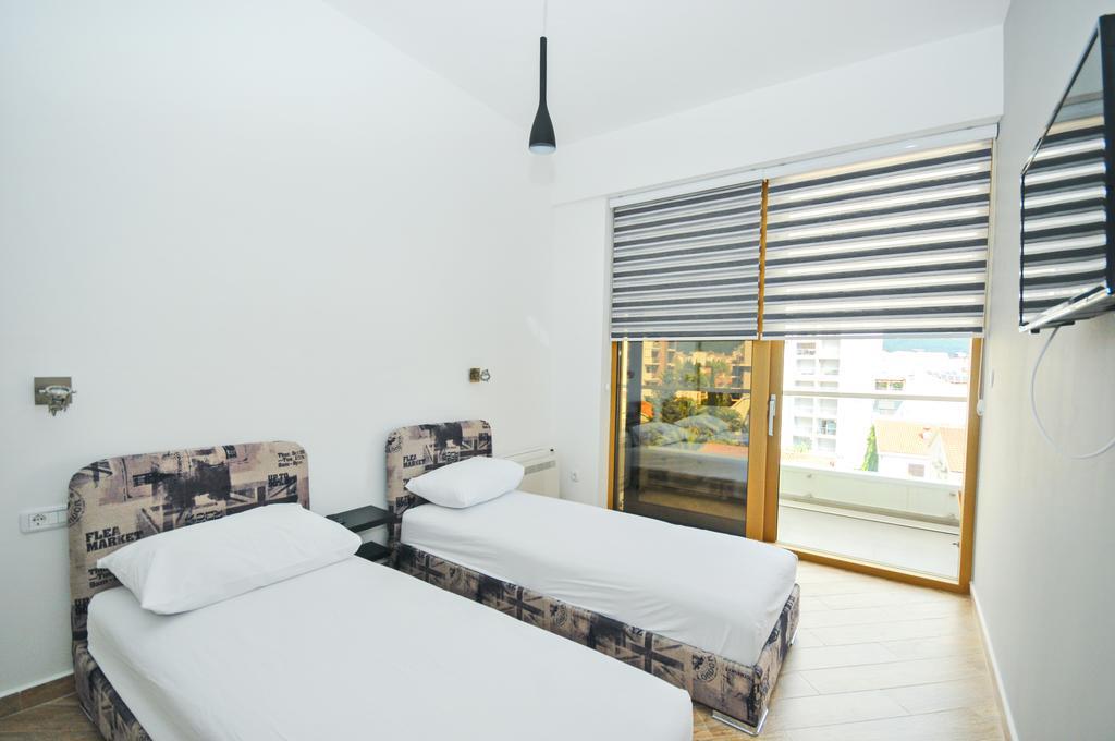 Sea Breeze Lux Apartments บุดวา ภายนอก รูปภาพ