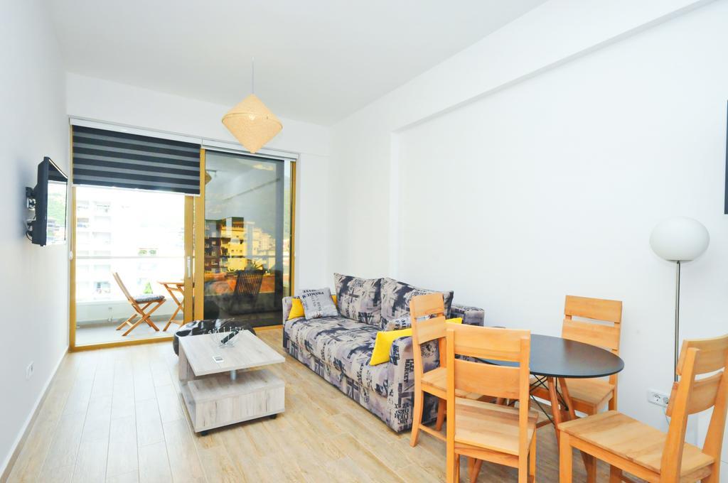Sea Breeze Lux Apartments บุดวา ภายนอก รูปภาพ