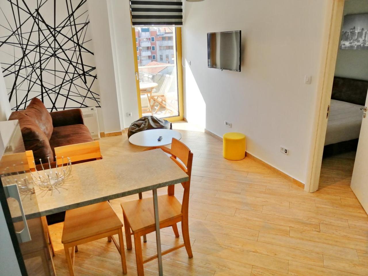 Sea Breeze Lux Apartments บุดวา ภายนอก รูปภาพ