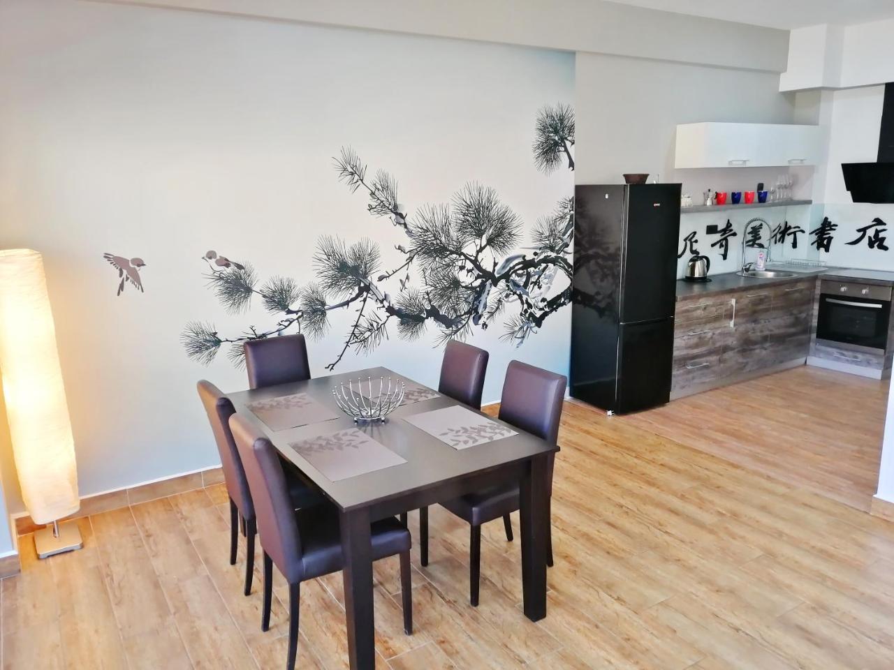 Sea Breeze Lux Apartments บุดวา ภายนอก รูปภาพ