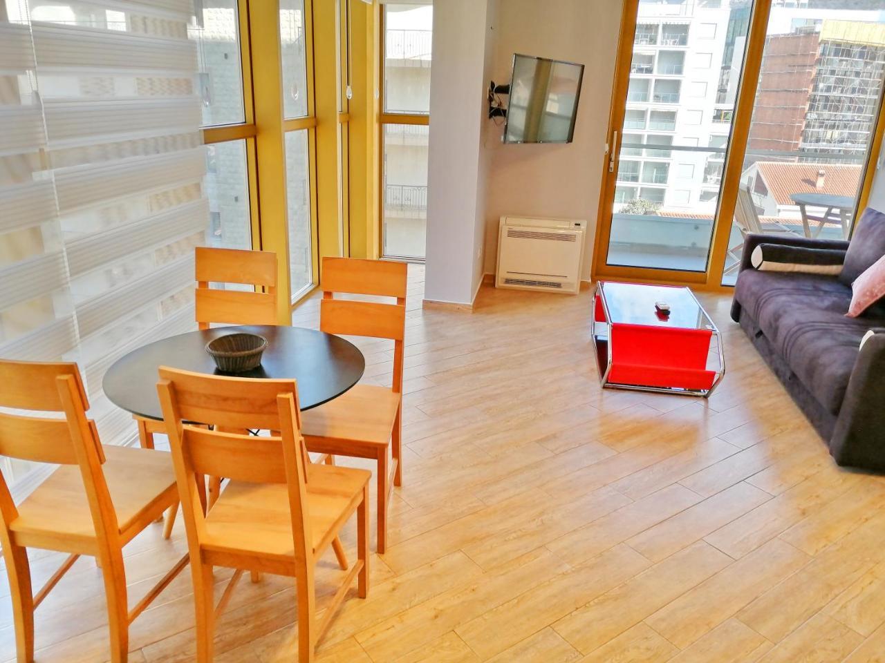 Sea Breeze Lux Apartments บุดวา ภายนอก รูปภาพ